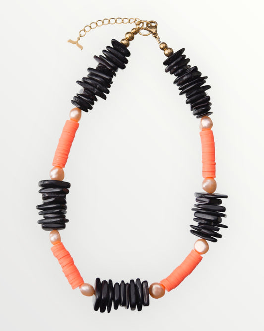 Collar Orange in Black